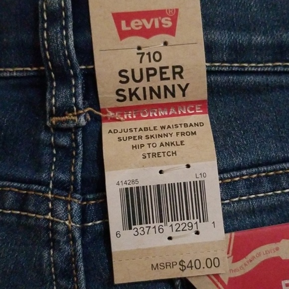 Jeans - Picture 8 of 8